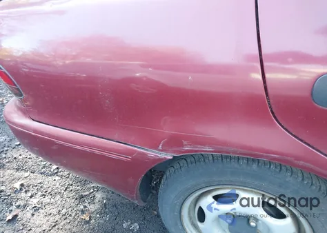 1995 Geo Prizm Lsi from USA, damaged, VIN 1Y1SK5264SZ078602